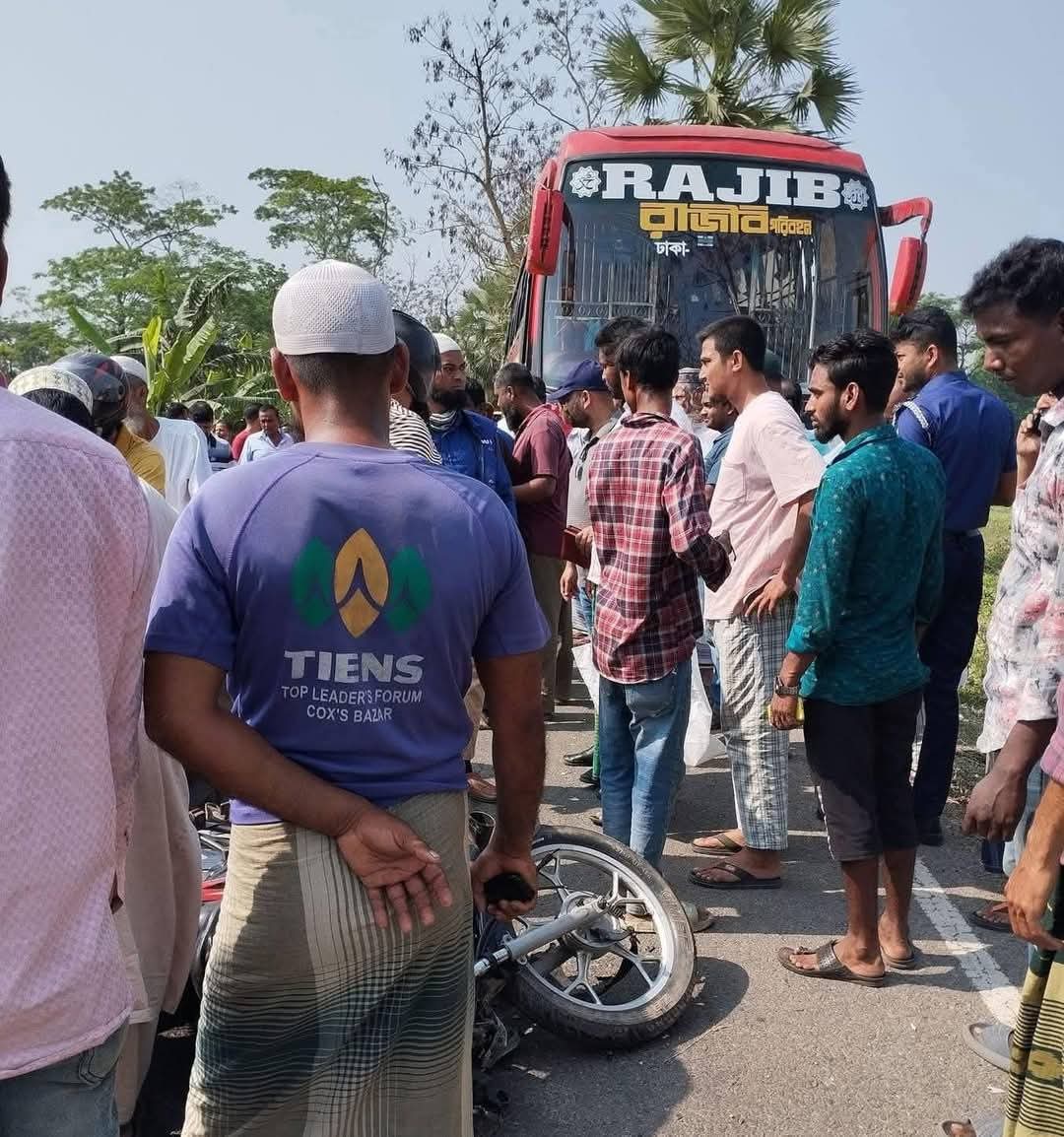 বরগুনার পাথরঘাটায় সড়ক দুর্ঘটনায় নিহত একই পরিবারের তিন ভাই