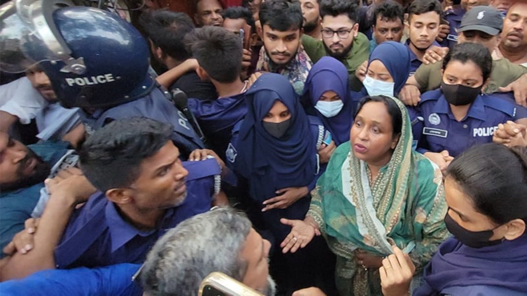 নারায়ণগঞ্জের সাবেক মেয়র আইভী গ্রেপ্তার