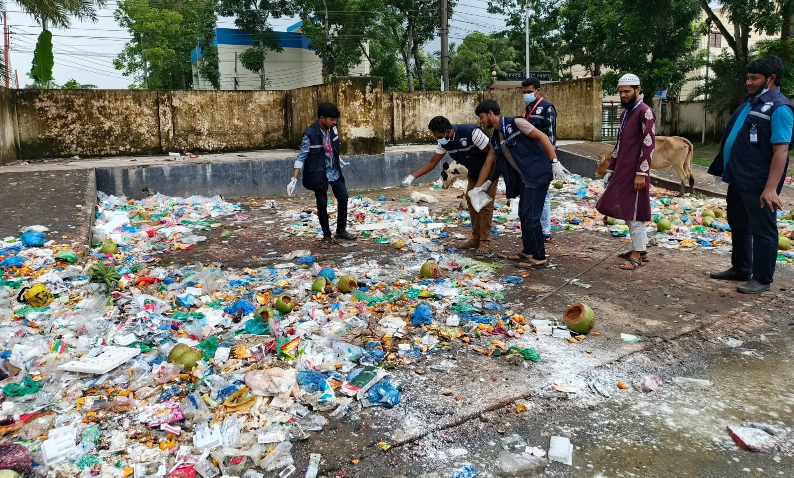 বরগুনায় ডেঙ্গু প্রতিরোধে মানবিক বরগুনা ও ইসলামী ব্লাড ফাউন্ডেশন বাংলাদেশ এর কর্মসূচি পালিত