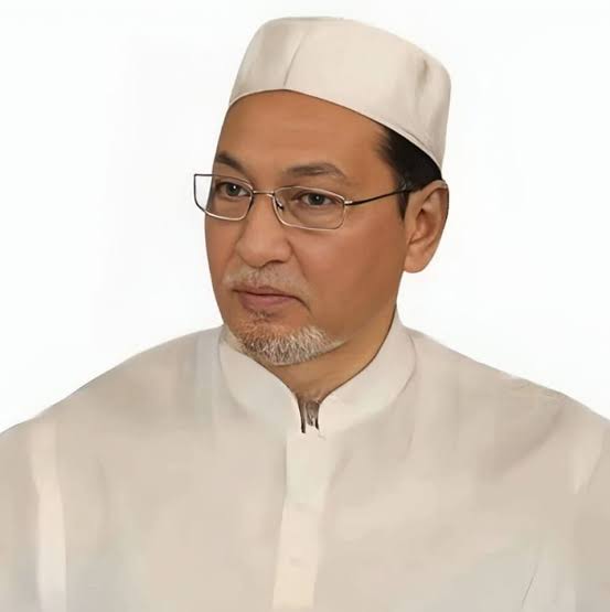 শিক্ষা প্রতিষ্ঠান বন্ধ করে ছাত্র-ছাত্রীদের  নিয়ে নুরুল ইসলাম মনির রাজনৈতিক সমাবেশ