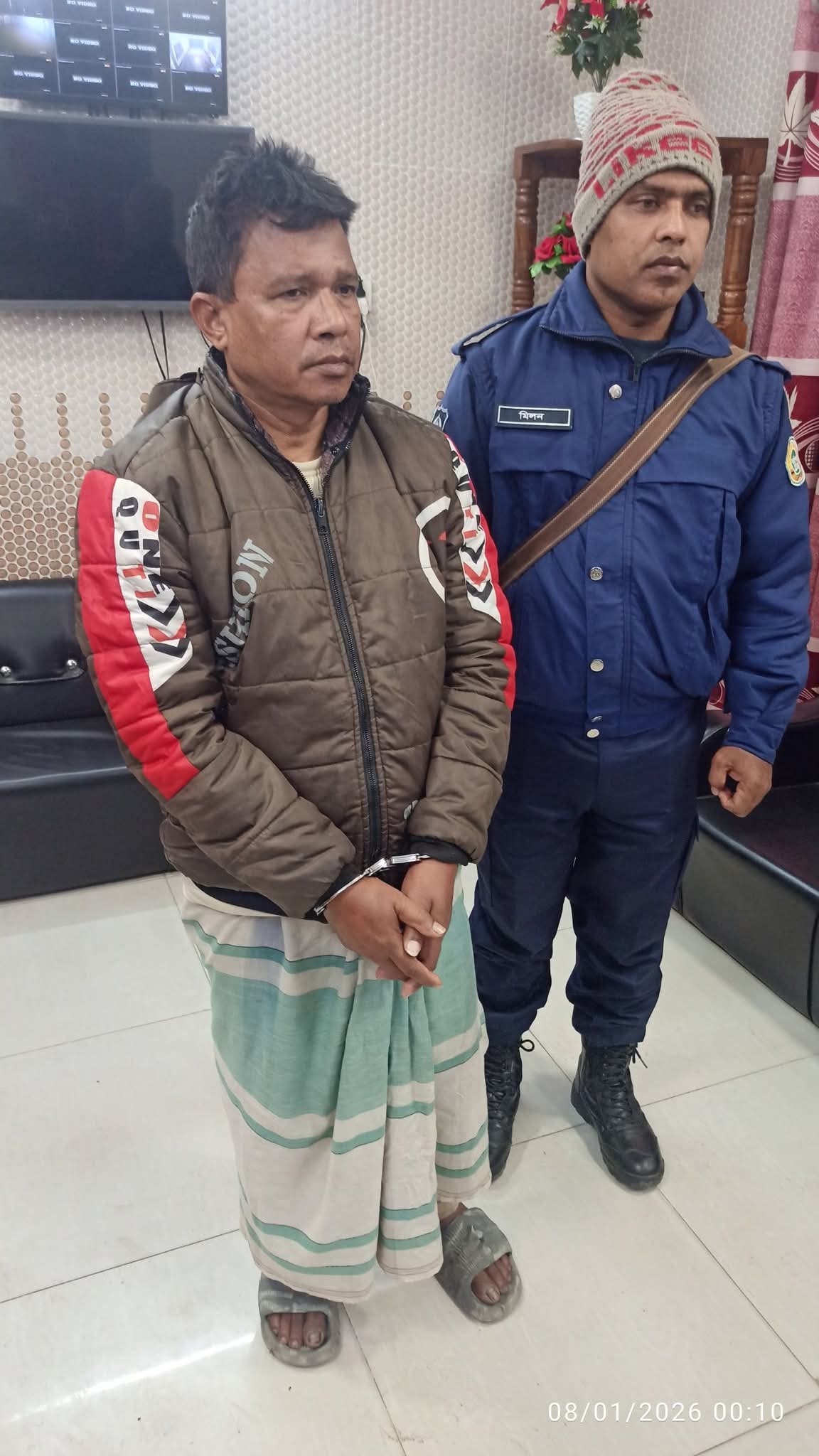 বানারীপাড়ার সৈয়দকাঠিতে পাইপগানসহ আ.লীগ নেতা গ্রেফতার